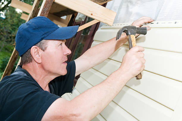 How To Choose The Right Materials for Your Siding Installation in 'Alachua, FL